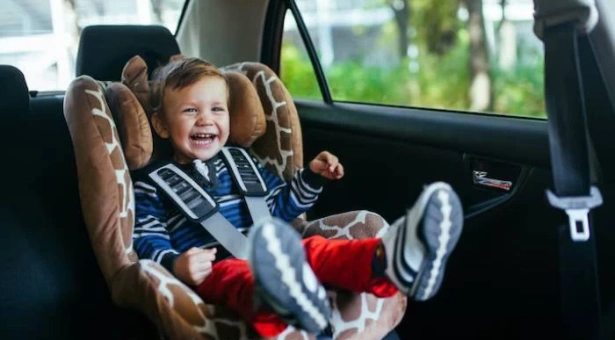 Traveling by car with children: enjoy convenience and family fun